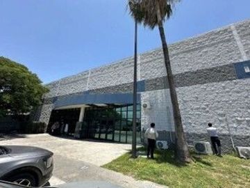 NAVE INDUSTRIAL EN VENTA ZONA APODACA