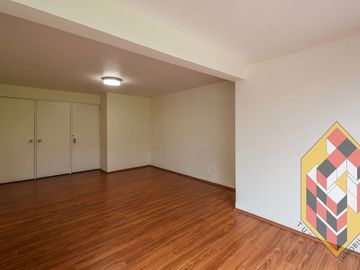 CASA EN VENTA  EN LAS LOMAS DE CHAPULTEPEC