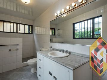 CASA EN VENTA  EN LAS LOMAS DE CHAPULTEPEC