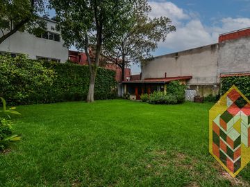 CASA EN VENTA  EN LAS LOMAS DE CHAPULTEPEC