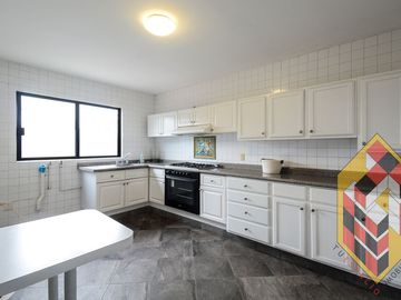CASA EN VENTA  EN LAS LOMAS DE CHAPULTEPEC