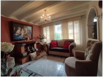 Casa para la venta en Belen la Nubia