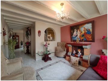 Casa para la venta en Belen la Nubia