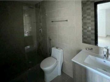 SE VENDE APARTAMENTO DE 1 REC.EN BELLA VISTA, PH LEMON TOWER