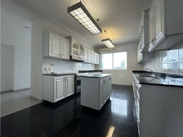 Apartamento Vista Marina, Ave. Balboa