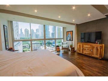 SE VENDE APARTAMENTO DE 3 REC. REMODELADO EN SAN FRANCISCO, PH PRIVE