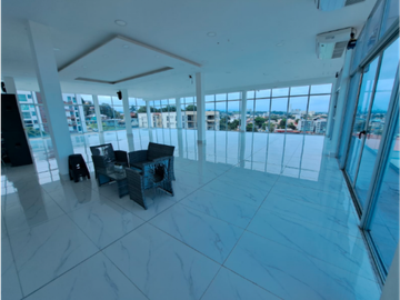 VENTA DE EDIFICIO AVENIDA LA PULIDA CON RIO ABAJO