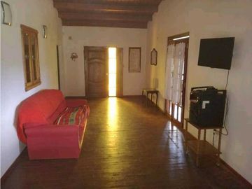 VENDO CASA  en Parque Siquiman