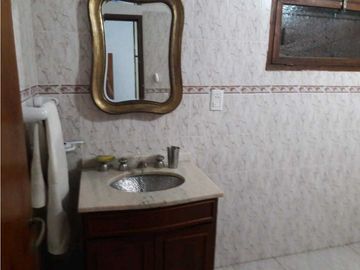 VENDO CASA  en Parque Siquiman