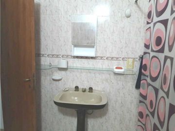 VENDO CASA  en Parque Siquiman