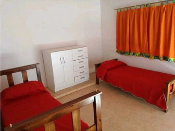 VENDO CASA  en Parque Siquiman