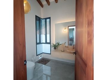 VENTA DE HERMOSA CASA DE LUJO EN LA CEJA