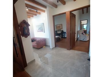 VENTA DE HERMOSA CASA DE LUJO EN LA CEJA