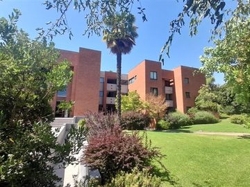 Departamento en Venta en Camino Otoñal/los dominicos
