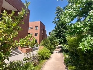Departamento en Venta en Camino Otoñal/los dominicos