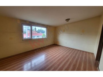 Casa En Venta en Privada en La Asunción Metepec