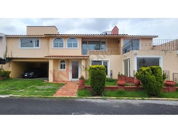 Casa En Venta en Privada en La Asunción Metepec