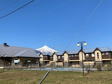 Casa En Venta De 3 Dorm. En Pucón