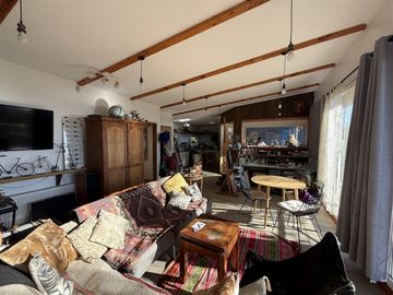 Venta De Casa Sobre Viña En Parcela Vista Al Lago + 3 Ca