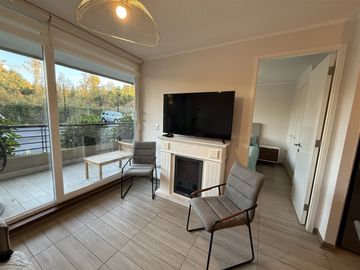 Departamento En Venta De 2 Dorm. En Pucón