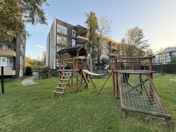 Departamento En Venta De 2 Dorm. En Pucón