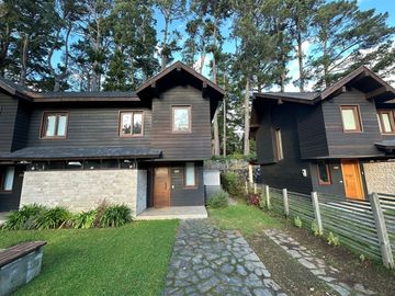Casa En Venta De 3 Dorm. En Pucón Condominio Pinares