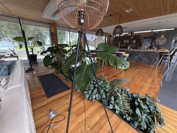 Casa En Venta De 5 Dorm. En Pucón Condominio Canto Del Lago