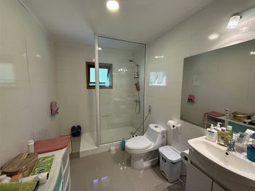 Casa En Venta De 3 Dorm. En Pucón En Canto Del Lago