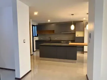 Casa en Venta - Fraccionamiento Arboreto - San Pedro Cholula