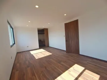 Casa en Venta - Fraccionamiento Arboreto - San Pedro Cholula
