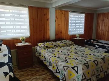 ÚNICA E IRREPETIBLE, 4 HERMOSAS CASAS EN SEGURO BARRIO !!!!!