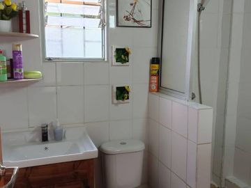 ÚNICA E IRREPETIBLE, 4 HERMOSAS CASAS EN SEGURO BARRIO !!!!!