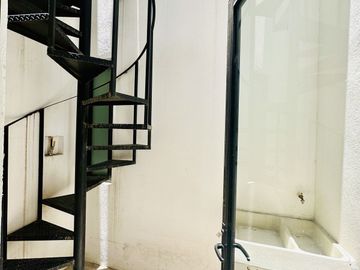 AMPLIA CASA CON ROOF GARDEN EN VENTA EN JURIQUILLA