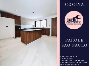 Casa en Venta en Lomas de Angelópolis II, San Andrés Cholula, Puebla