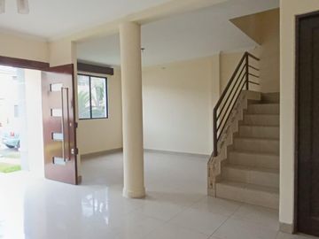 Casa en Venta, Urbanización Milán, IngP
