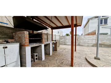 Venta de casa de 81 m2, en terreno de 247 m2., en Los Molles.