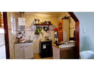Venta de casa de 81 m2, en terreno de 247 m2., en Los Molles.