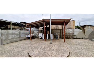 Venta de casa de 81 m2, en terreno de 247 m2., en Los Molles.