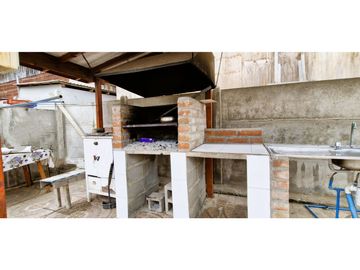 Venta de casa de 81 m2, en terreno de 247 m2., en Los Molles.