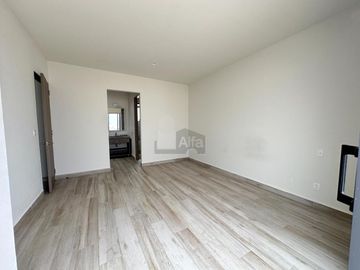 Casa en venta de 3 recámaras, en Villas del Campo, Calimaya, Estado de México.