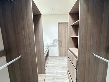 Casa en venta de 3 recámaras, en Villas del Campo, Calimaya, Estado de México.