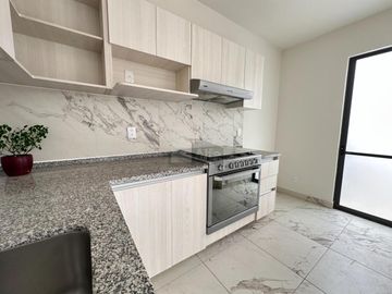 Casa en venta de 3 recámaras, en Villas del Campo, Calimaya, Estado de México.