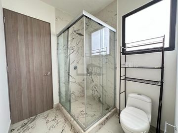 Casa en venta de 3 recámaras, en Villas del Campo, Calimaya, Estado de México.