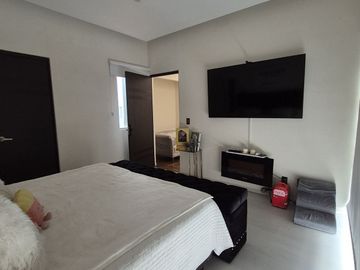 Casa en Zona Esmeralda en Venta