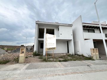 Casa en Venta en Santuaria, SJR, Querétaro