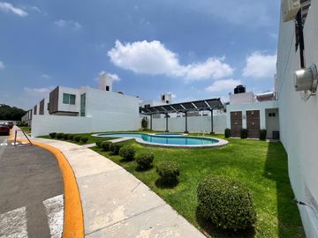 Casa en Venta en Agave Azul V, SJR, Querétaro