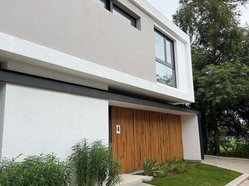 Duplex en venta de 3 dormitorios en Housing en La Carolina
