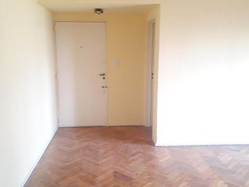 Departamento dos ambientes en  venta en Villa Urquiza
