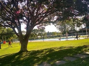 Súper oportunidad! Casa monoambiente en Country Roda. Las azucenas  al 2800