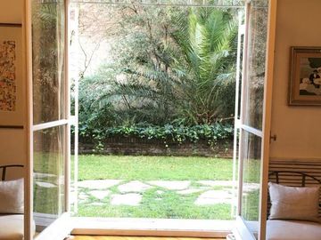 Excelente departamento en edificio de gran categoría - Recoleta